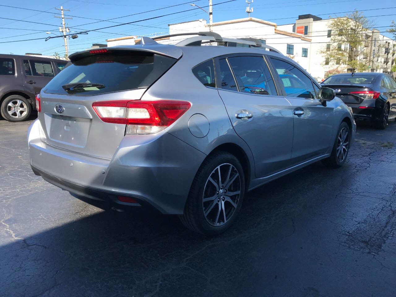 Used 2019 Subaru Impreza 2.0i Limited image 7