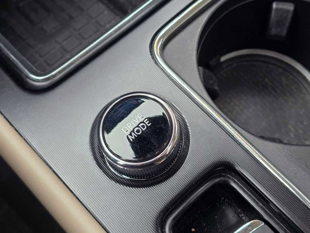 Used 2023 Lincoln Corsair Reserve w/ Equipment Group 201A image 31