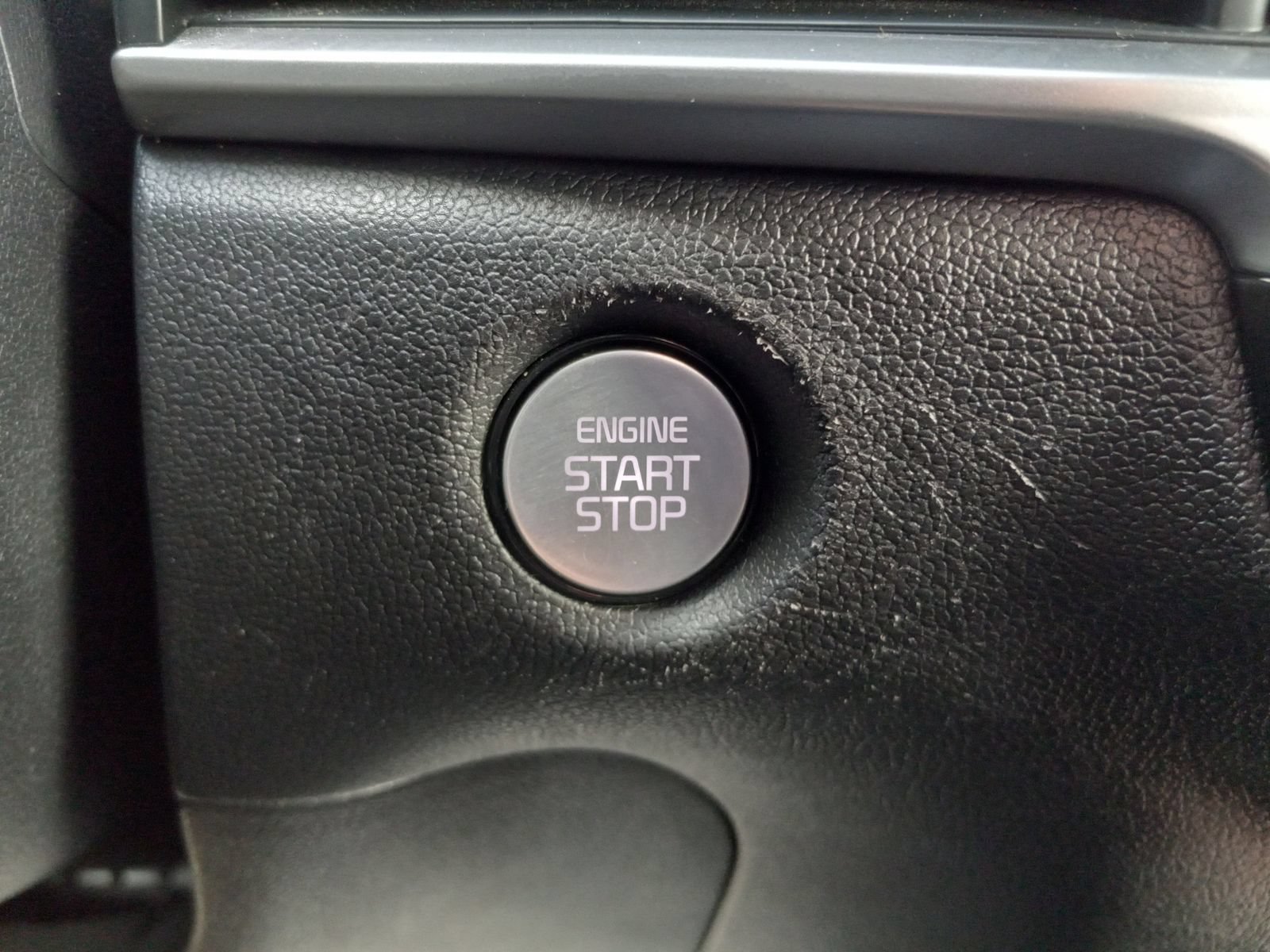Used 2024 Kia Sorento S FWD image 26