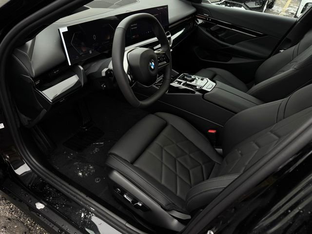 New 2026 BMW 530i xDrive w/ Premium Package image 17