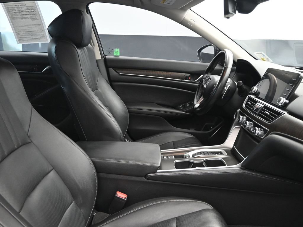 Used 2021 Honda Accord Touring image 10