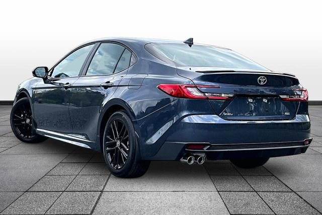 Used 2026 Toyota Camry SE image 5