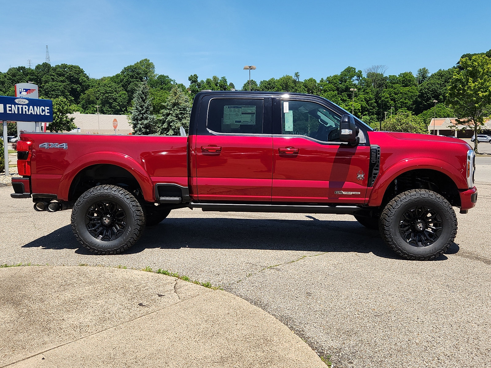 New 2026 Ford F250 Lariat w/ Black Appearance Package AWD/4WD image 7