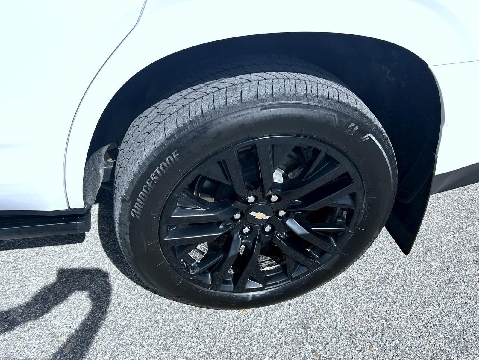 Used 2024 Chevrolet Tahoe High Country AWD/4WD image 24