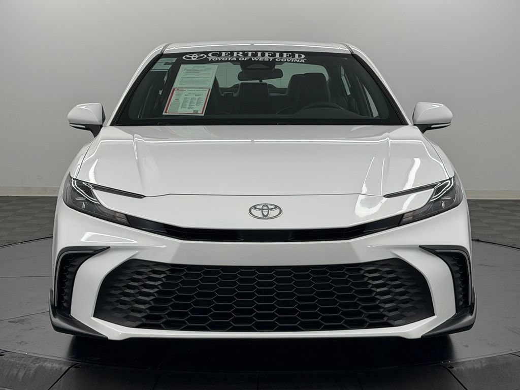 Used 2026 Toyota Camry SE FWD image 6