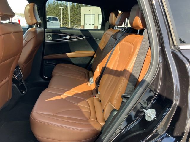 Used 2022 Lincoln Nautilus Reserve w/ Luxury Package image 20