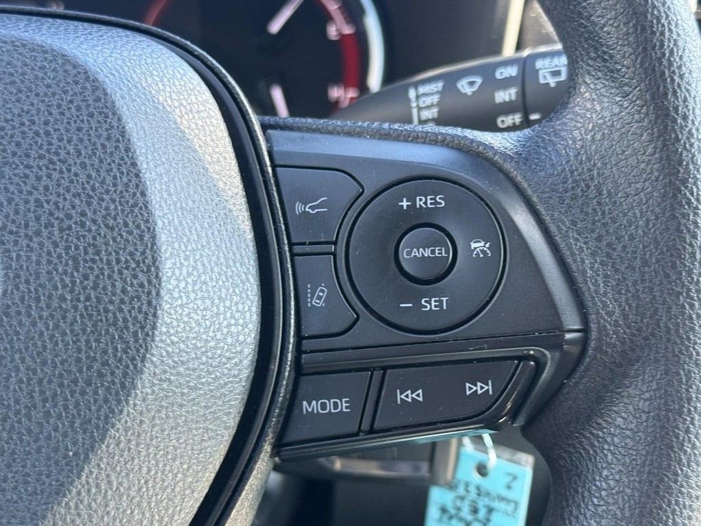 Used 2024 Toyota RAV4 LE image 17