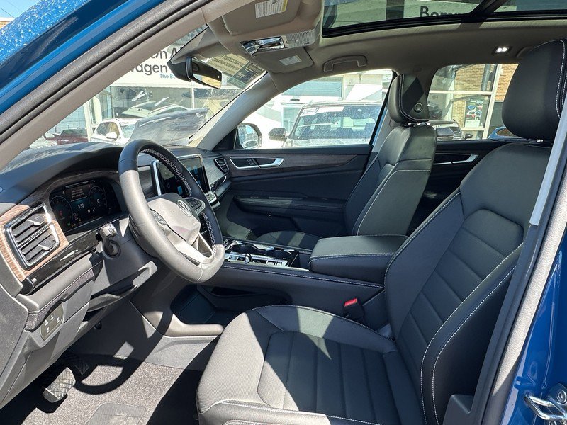 New 2025 Volkswagen Atlas SEL image 17
