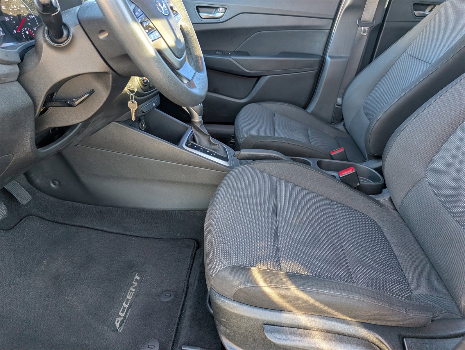 Used 2020 Hyundai Accent SE image 14