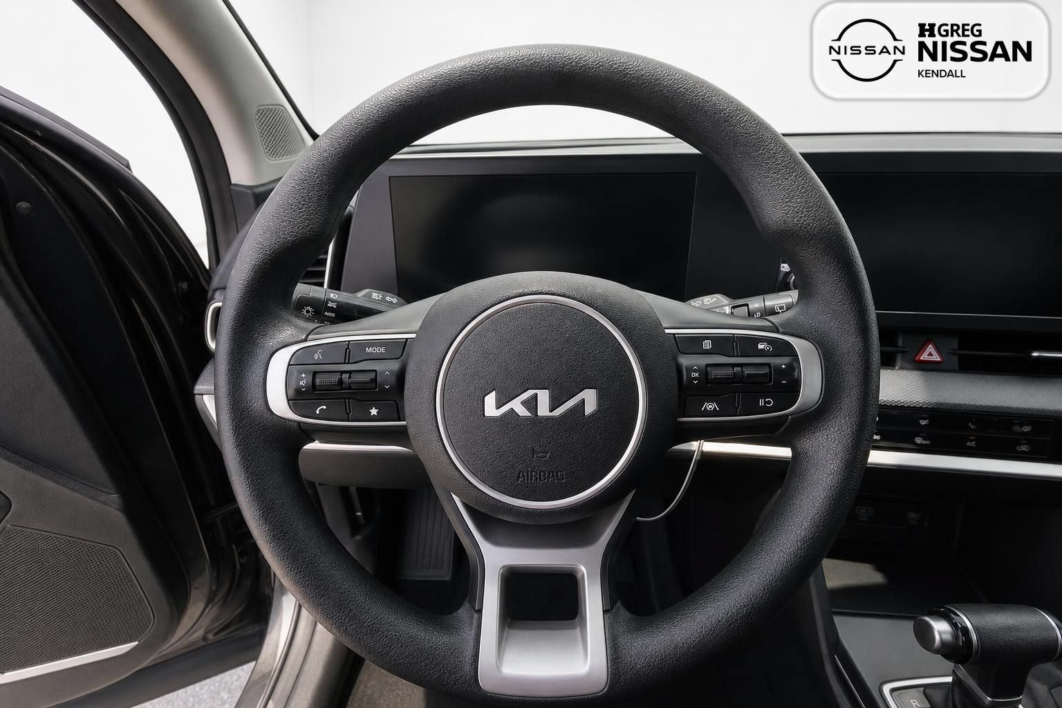 Used 2024 Kia Sportage LX FWD image 10