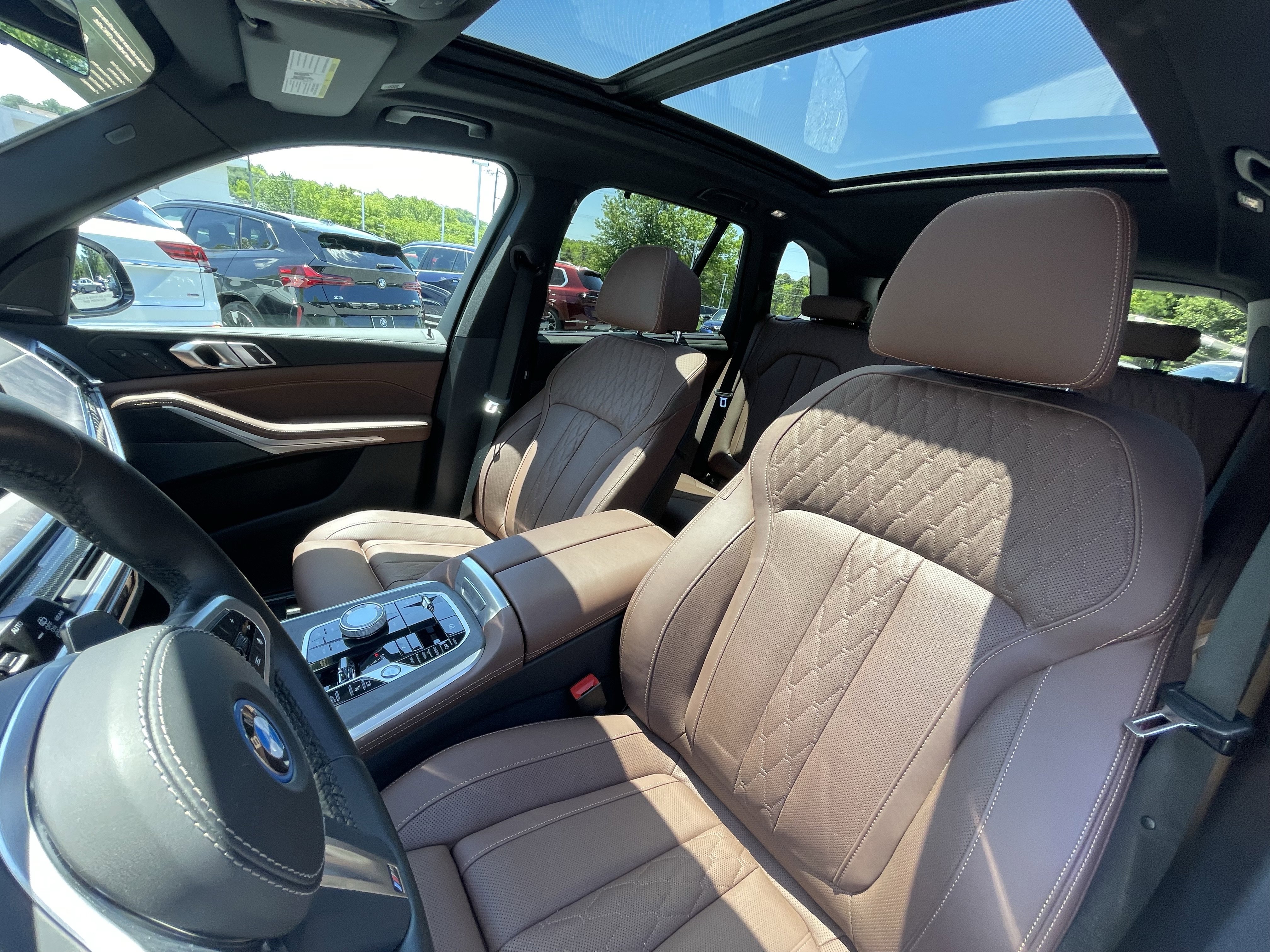 Certified 2024 BMW X5 xDrive50e w/ Executive Package AWD/4WD image 9