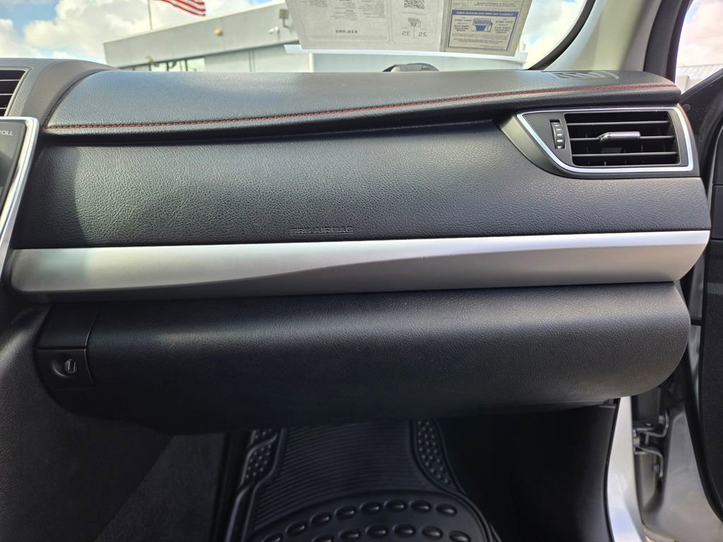 Used 2015 Toyota Camry SE image 42