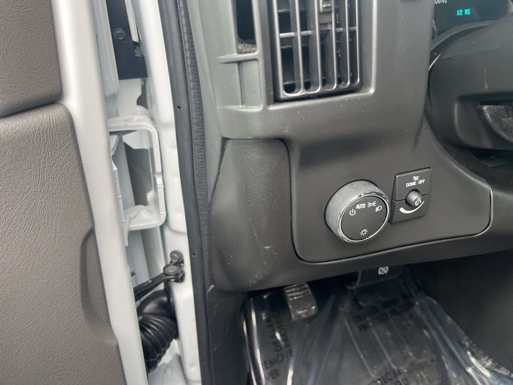 New 2025 Chevrolet Express 3500 LT w/ LT Preferred Equipment Group image 12