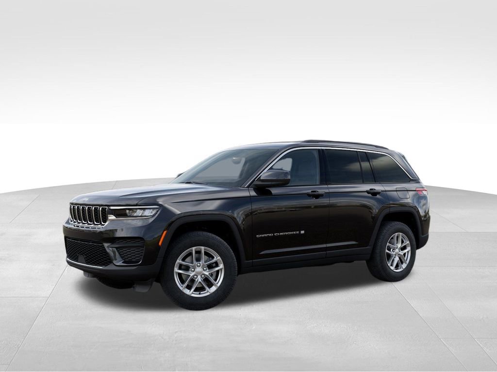 New 2026 Jeep Grand Cherokee Laredo AWD/4WD image 2