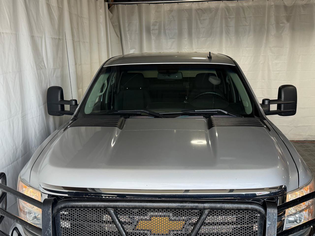 Used 2013 Chevrolet Silverado 2500 LT w/ Convenience Package AWD/4WD image 3