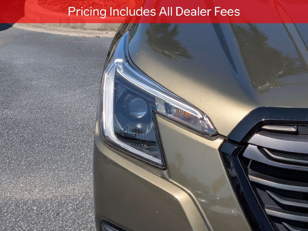 Used 2023 Subaru Forester Limited AWD/4WD image 10