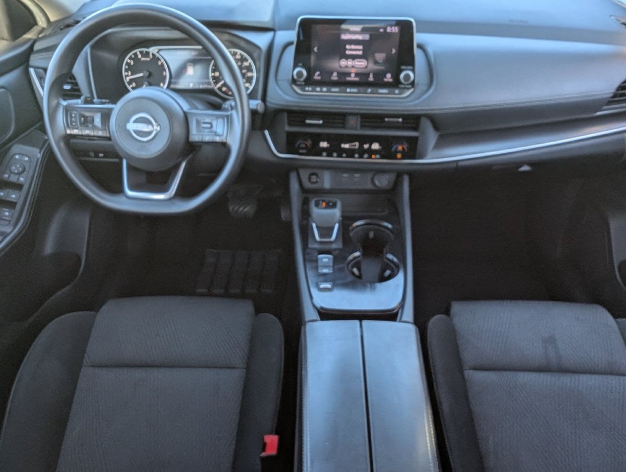 Used 2024 Nissan Rogue SV FWD image 9