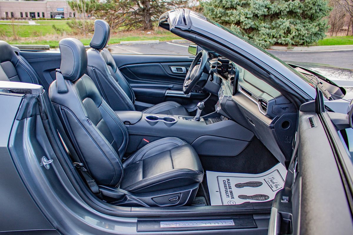 Used 2024 Ford Mustang Premium RWD image 17