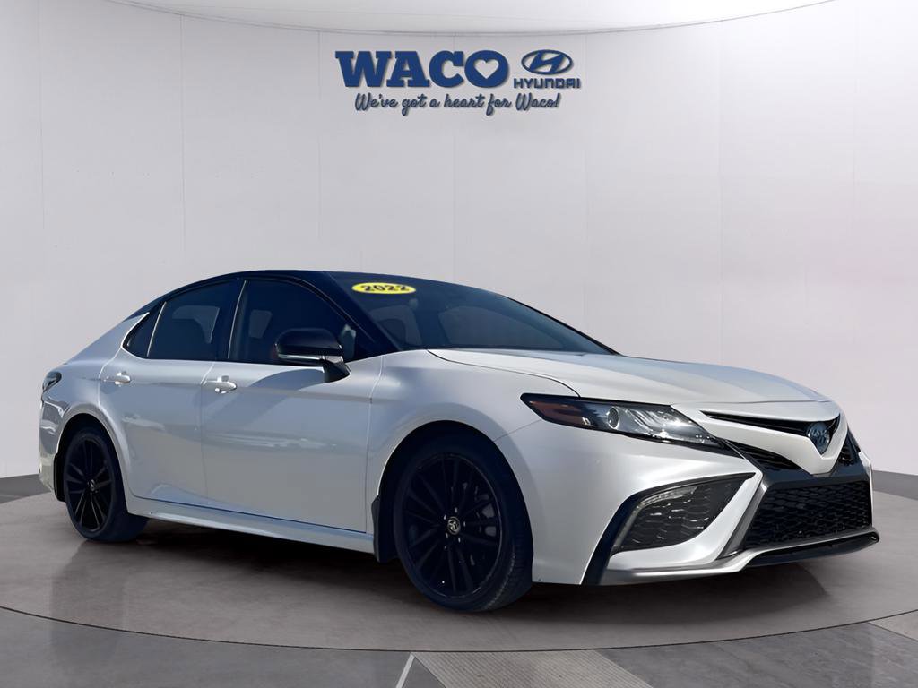 Used 2022 Toyota Camry XSE w/ Cold Weather Package image 15