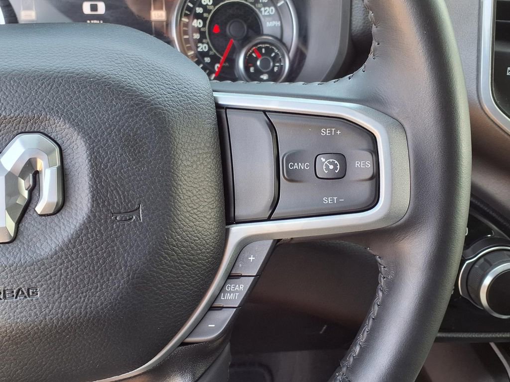 Used 2023 RAM 1500 Big Horn AWD/4WD image 33