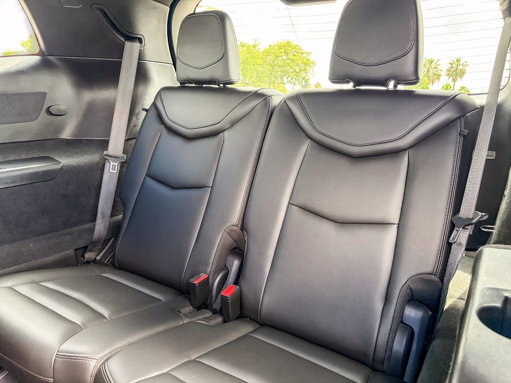 Used 2023 Cadillac XT6 Luxury FWD image 39