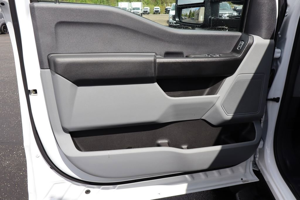 New 2026 Ford F600 4x4 Regular Cab Super Duty w/ XL Chrome Package image 30