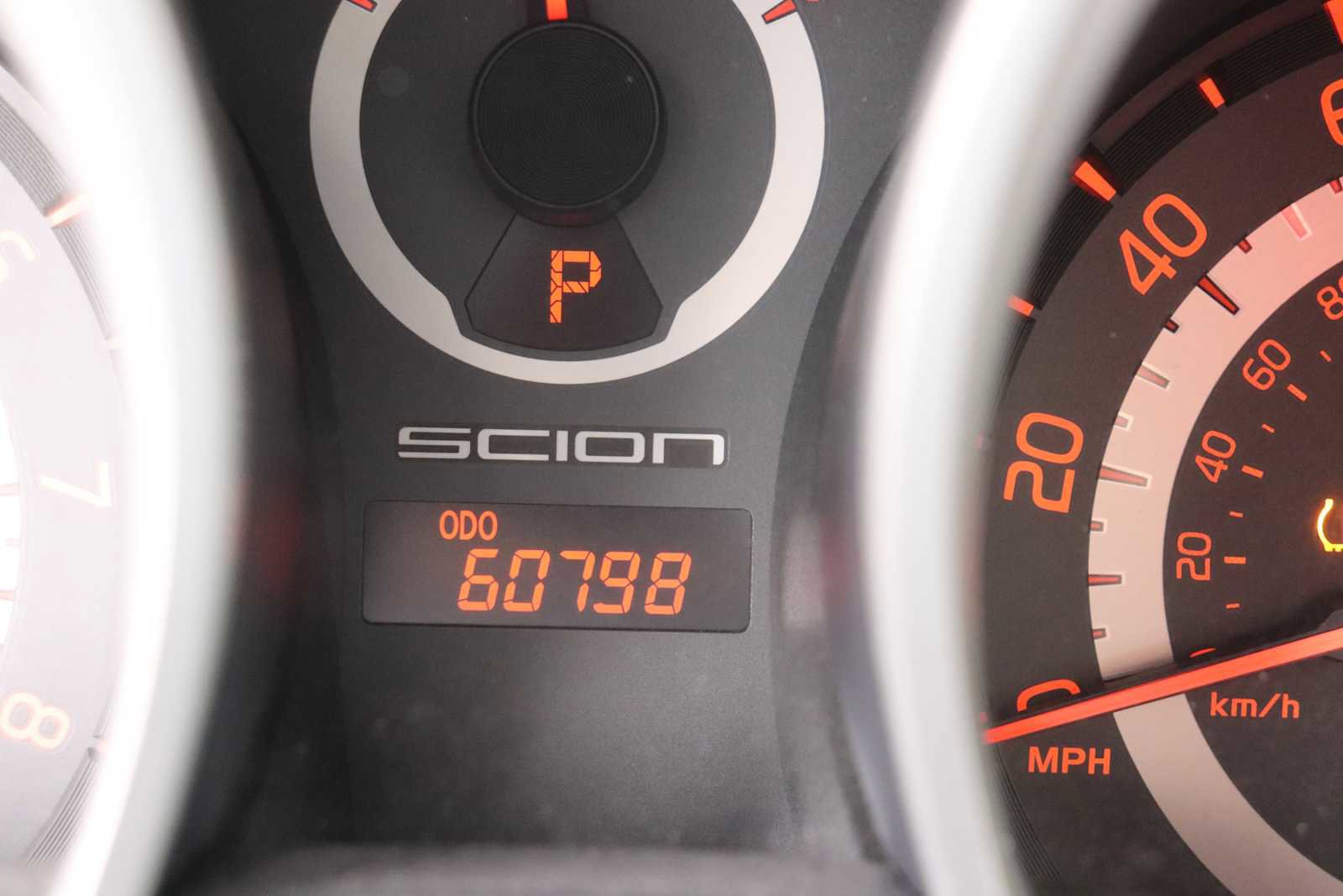 Used 2015 Scion tC FWD image 11