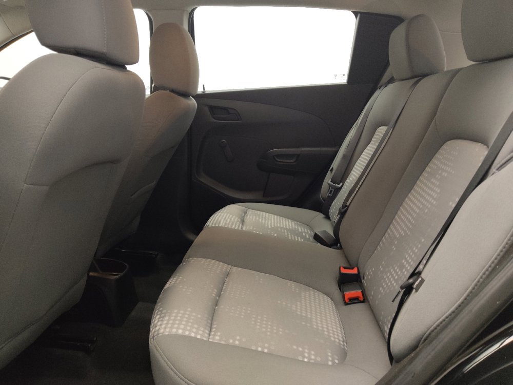 Used 2020 Chevrolet Sonic LT FWD image 18