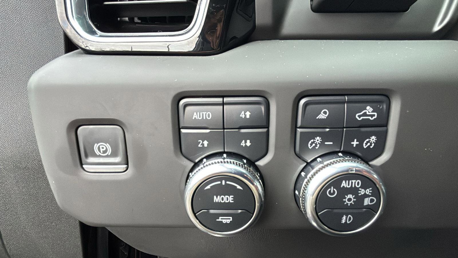 New 2025 GMC Sierra 1500 Denali w/ Denali Reserve Package image 13