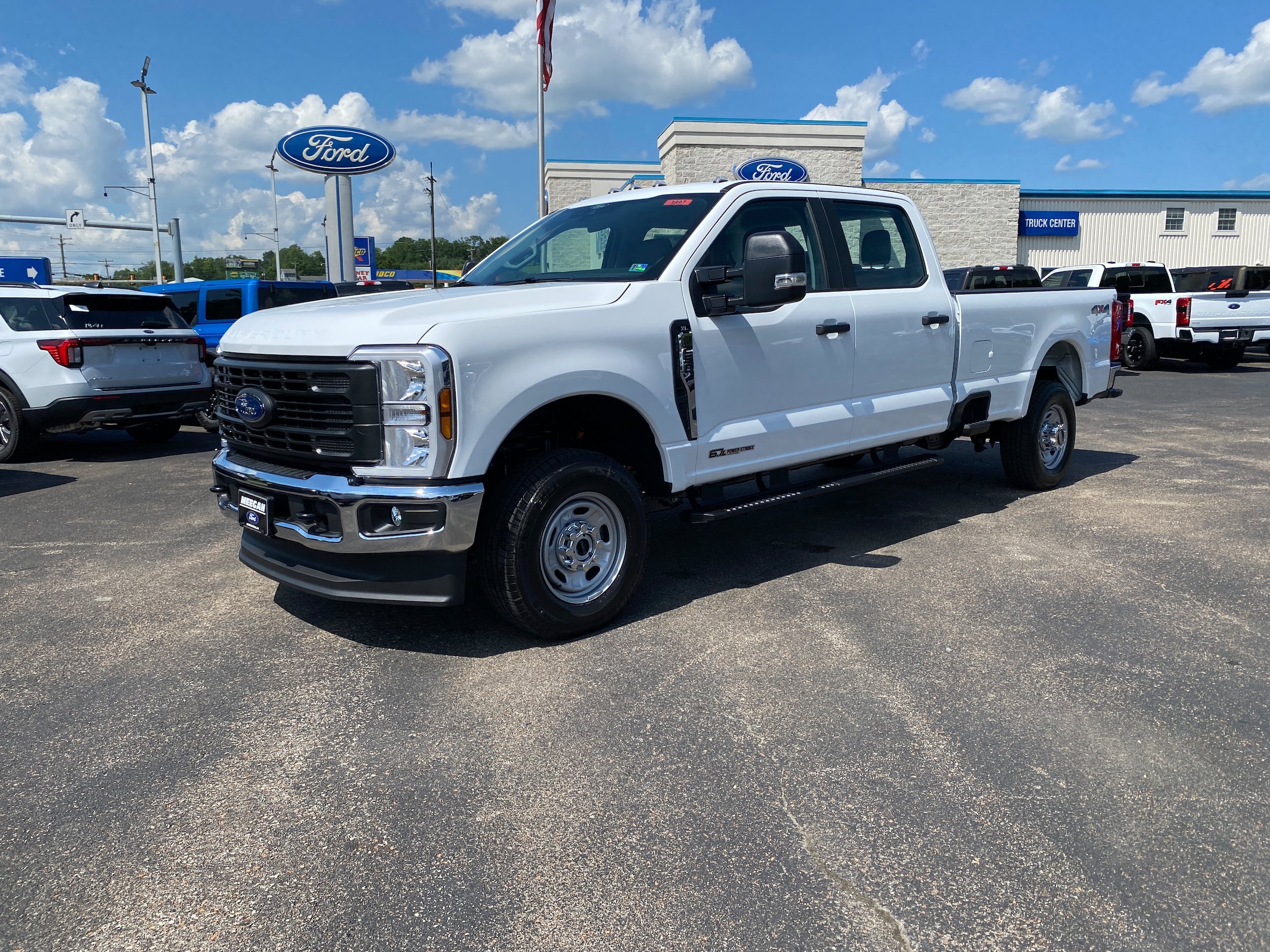 New 2026 Ford F250 XL AWD/4WD image 2