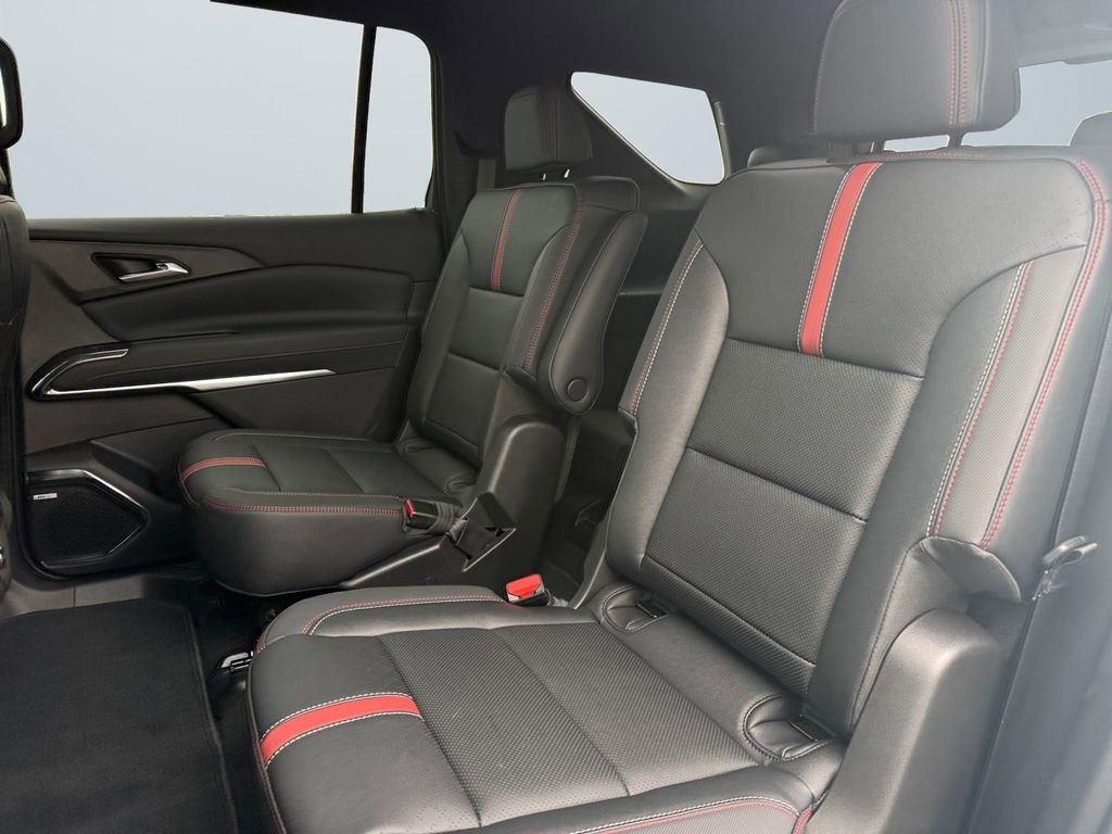 New 2026 Chevrolet Traverse RS image 13