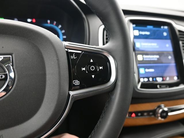 Used 2024 Volvo XC90 B5 Plus w/ Protection Package Premier image 24