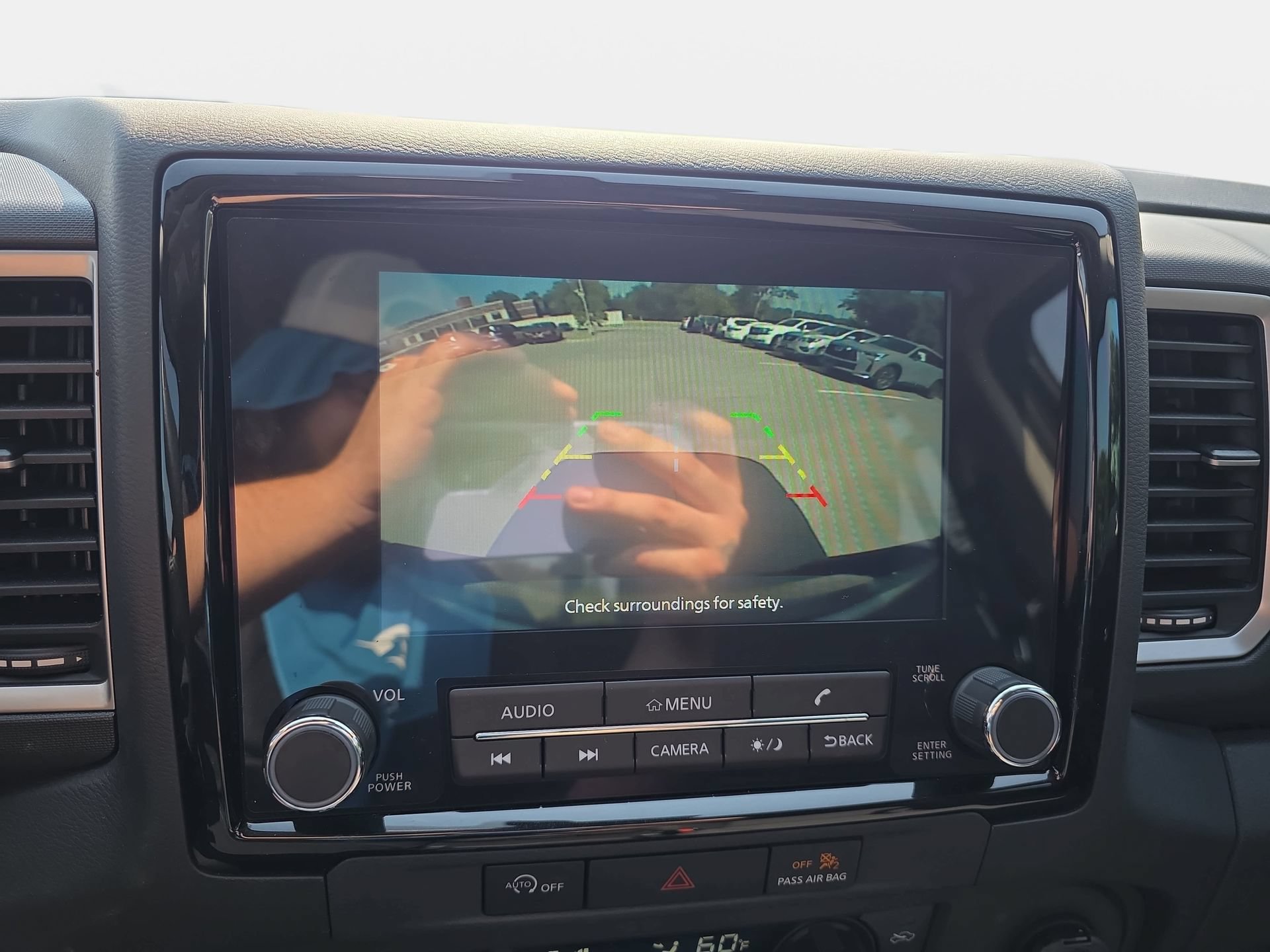 Used 2024 Nissan Frontier SV w/ SV Convenience Package RWD image 22