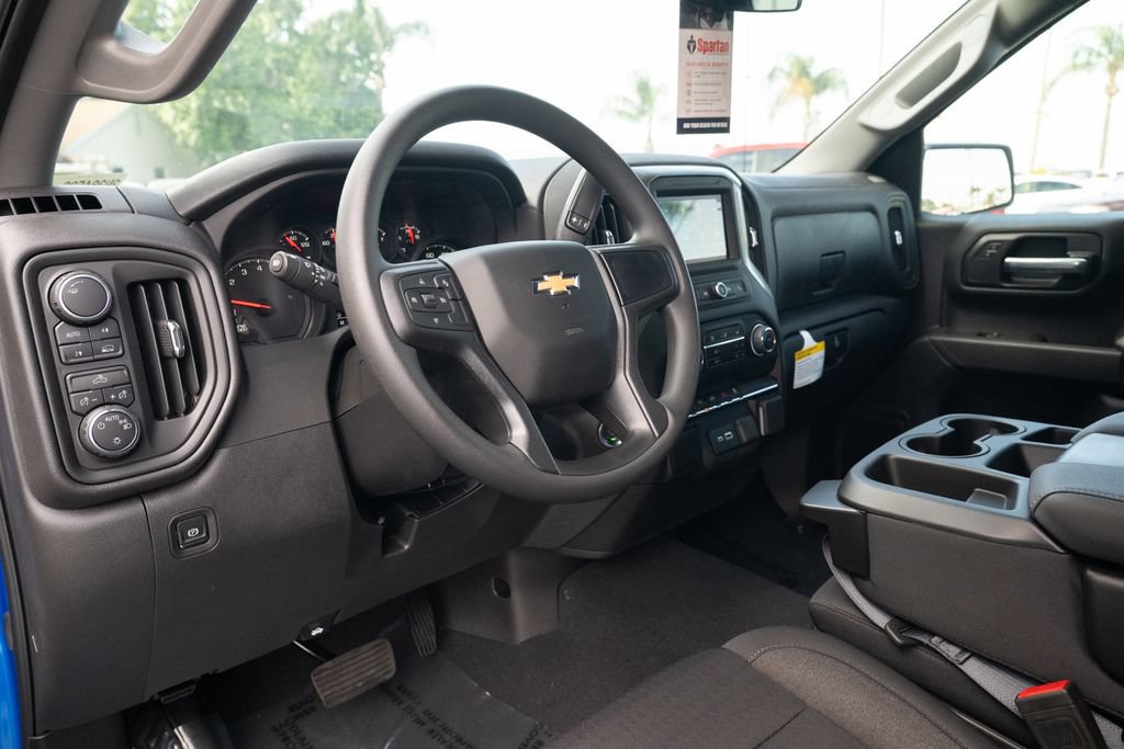 Used 2025 Chevrolet Silverado 1500 Custom AWD/4WD image 16