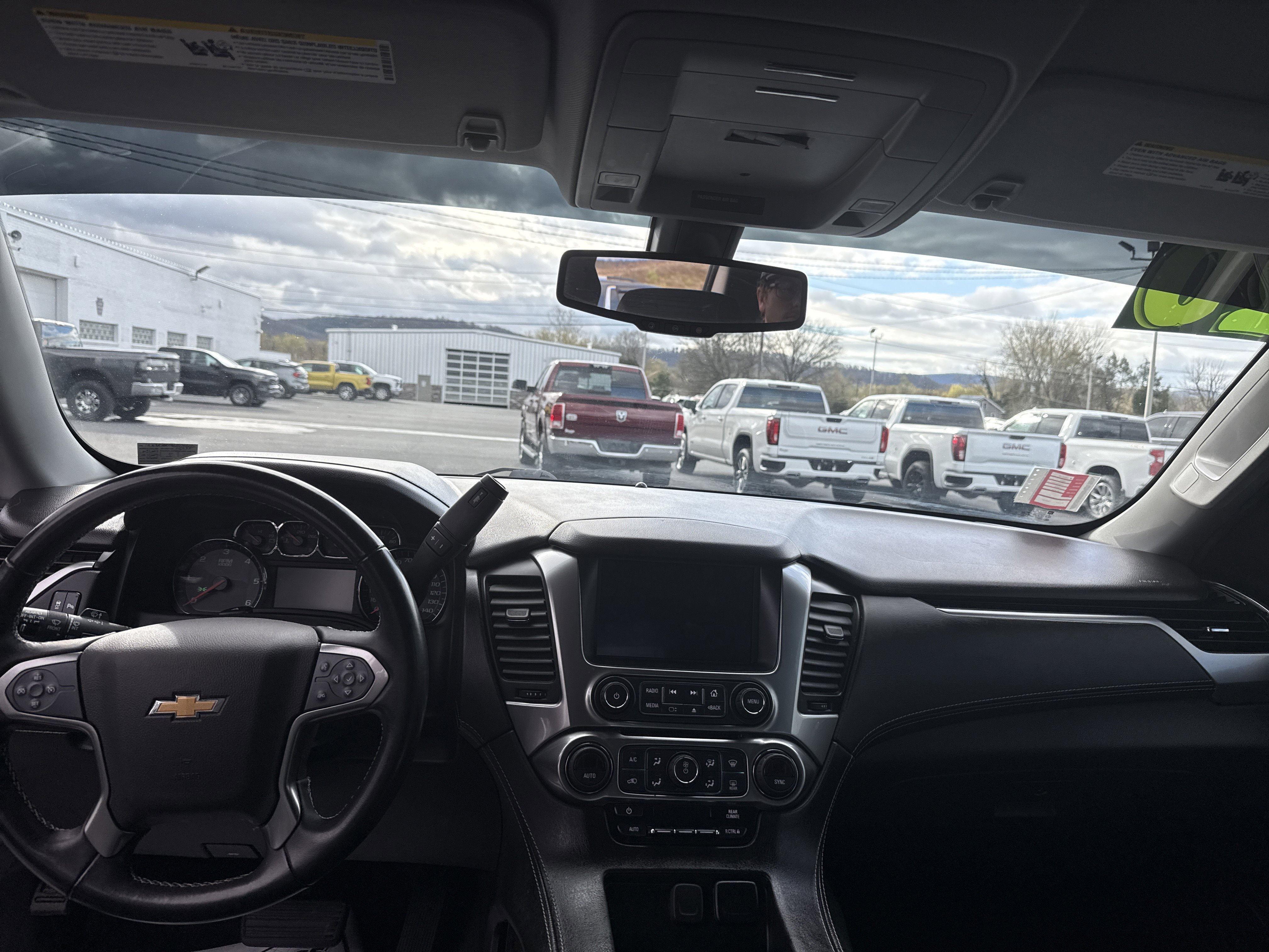 Used 2020 Chevrolet Tahoe LS AWD/4WD image 14