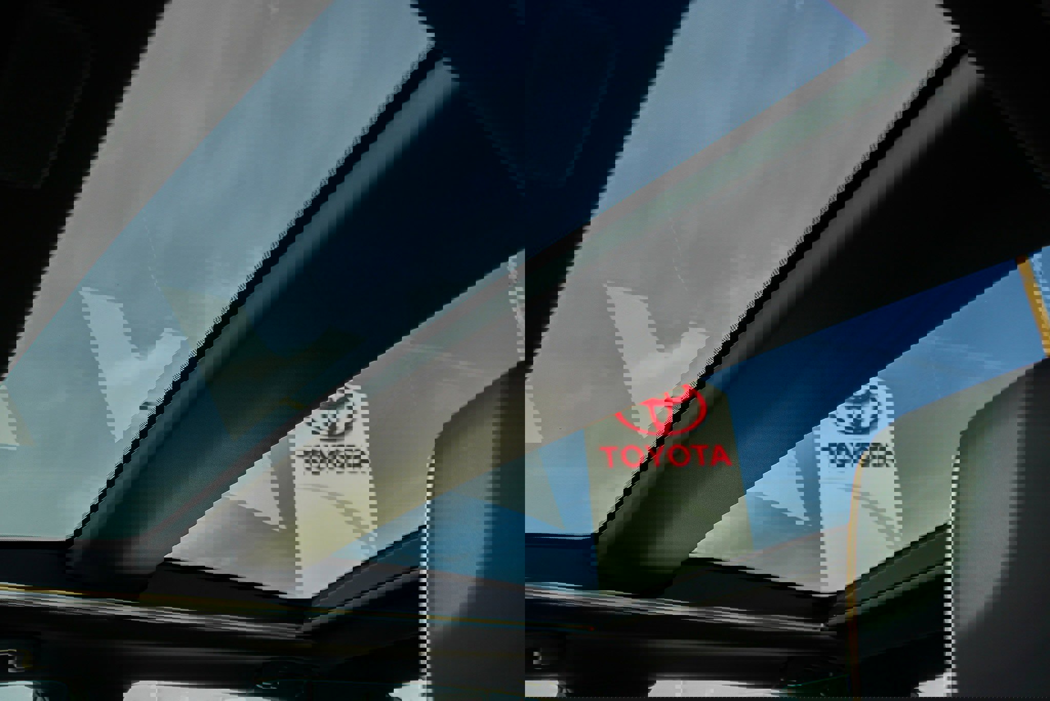 Certified 2024 Toyota Crown Platinum AWD/4WD image 24