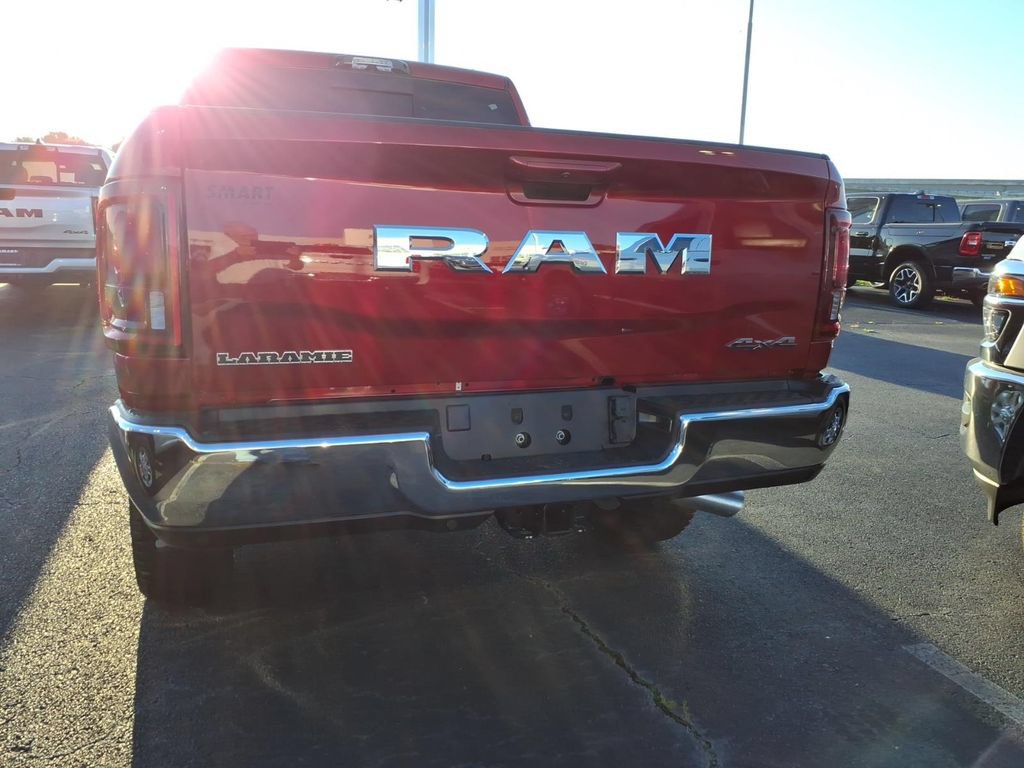 New 2026 RAM 2500 Laramie AWD/4WD image 4