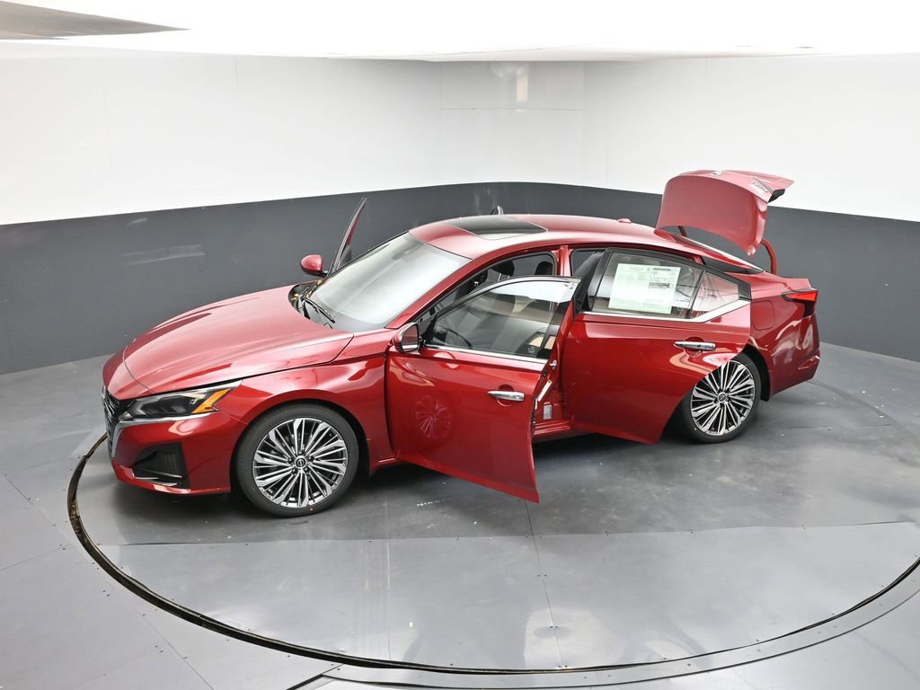 New 2025 Nissan Altima 2.5 SL image 46