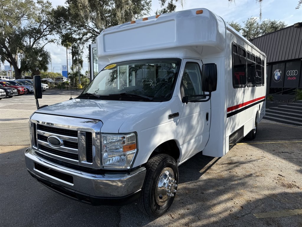 Used 2015 Ford E-450 and Econoline 450 Super Duty w/ Shuttle Bus Prep Package