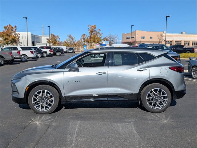 Used 2025 Chevrolet Blazer RS image 3