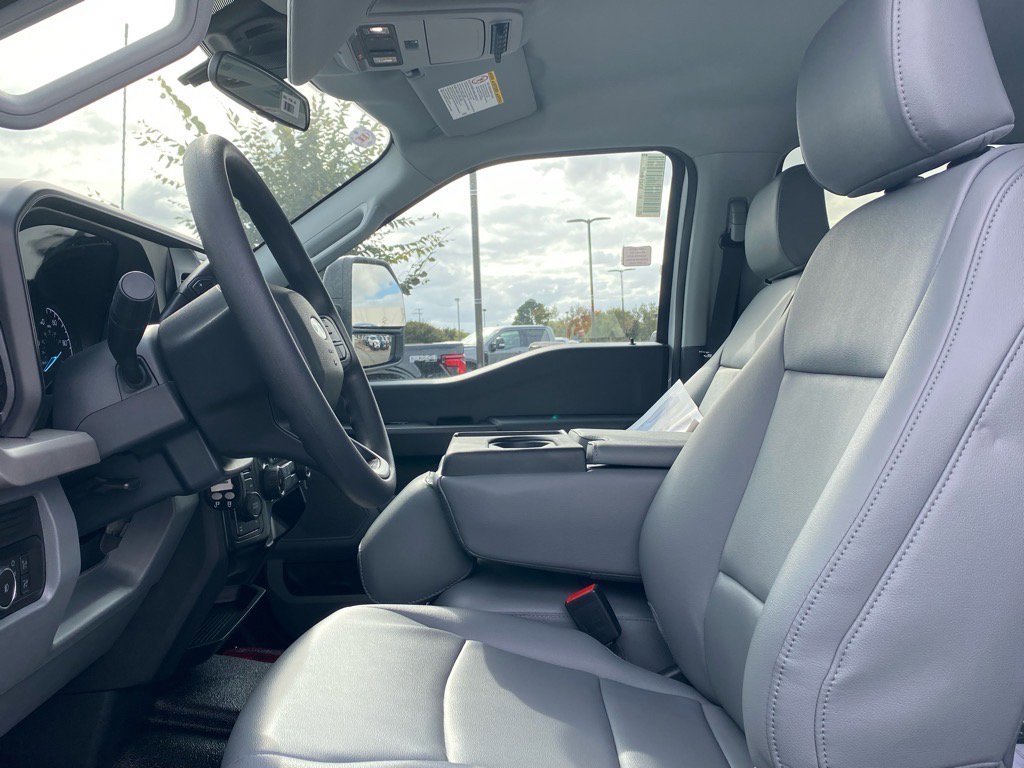 New 2026 Ford F350 XL w/ XL Chrome Package image 12