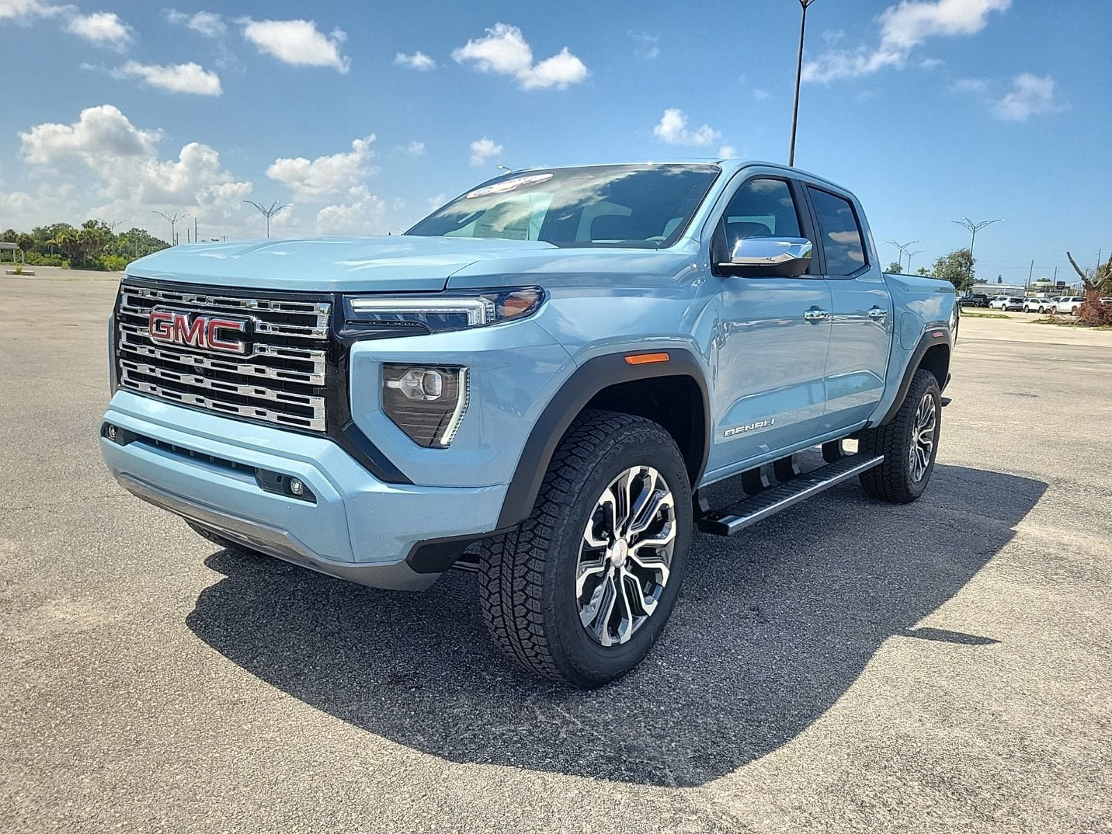 New 2026 GMC Canyon Denali AWD/4WD video 2