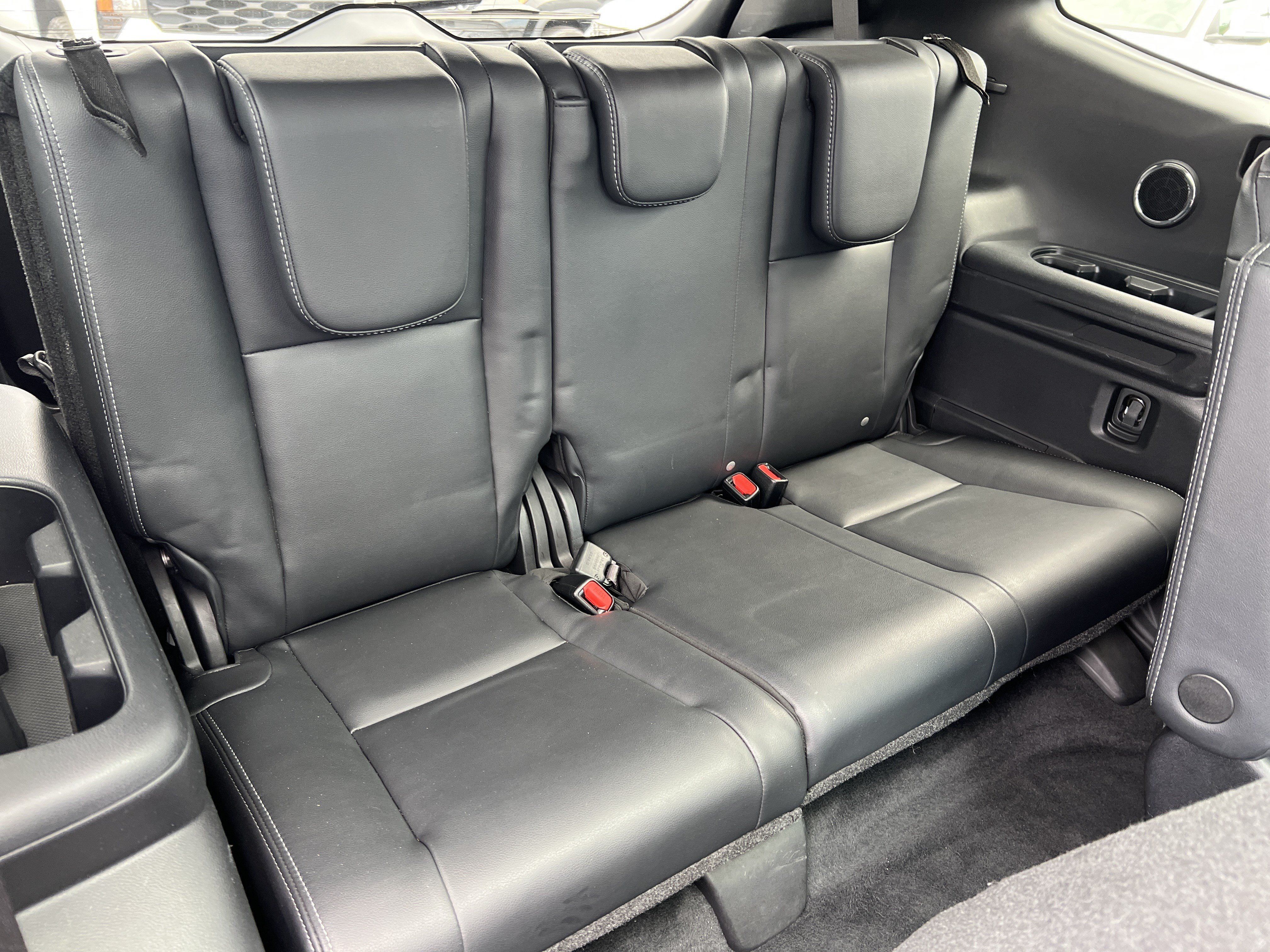 Used 2022 Subaru Ascent Limited w/ Technology Package AWD/4WD image 19