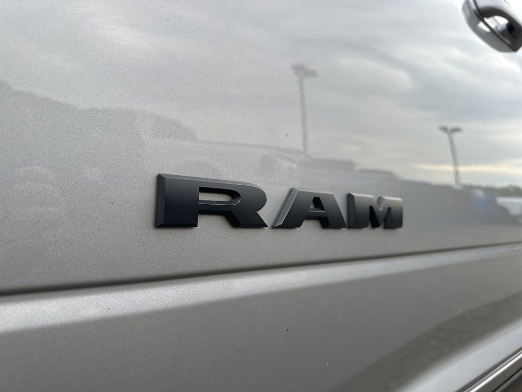 Used 2022 RAM 2500 Limited AWD/4WD image 7