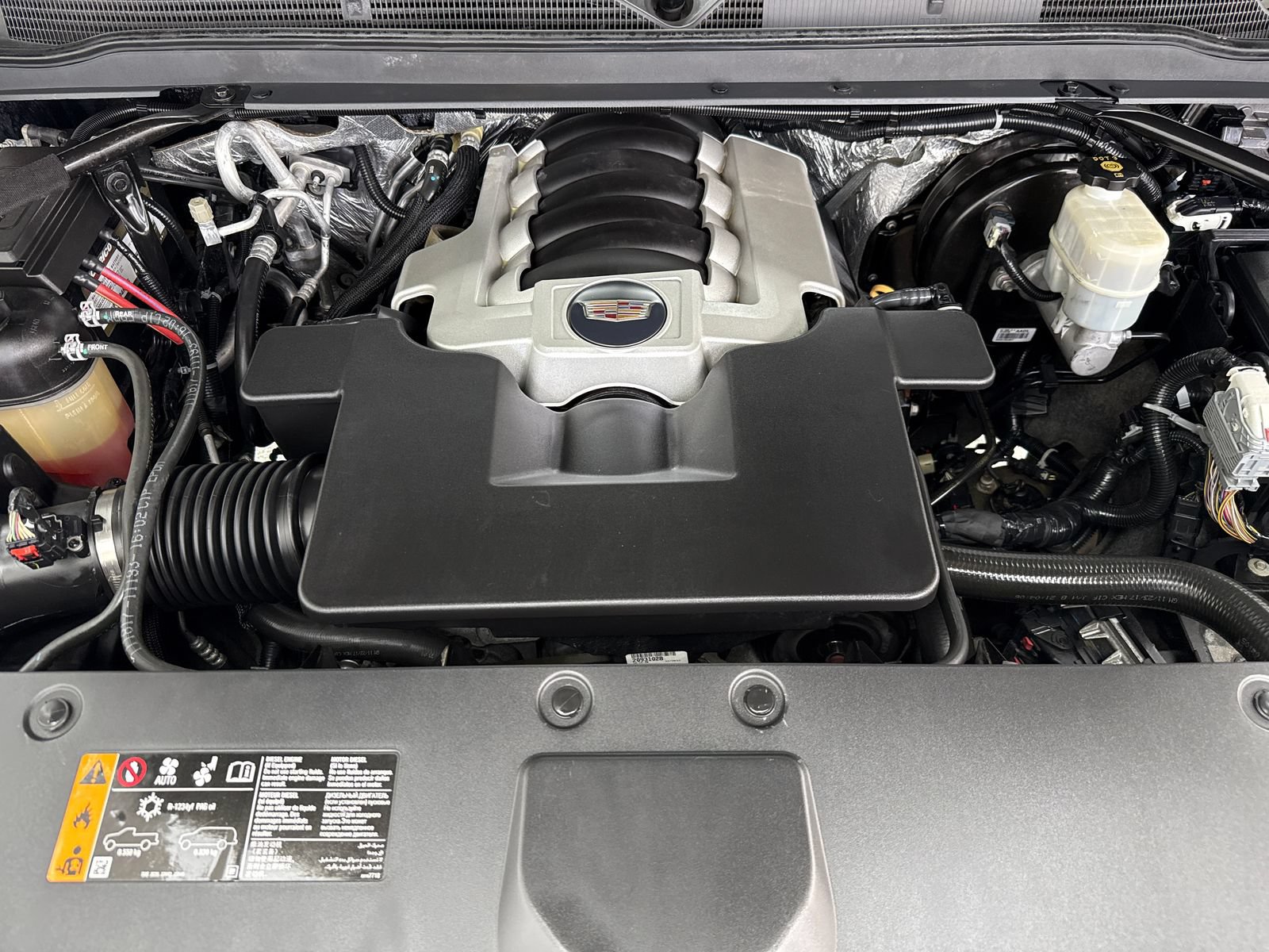 Used 2018 Cadillac Escalade Luxury AWD/4WD image 58
