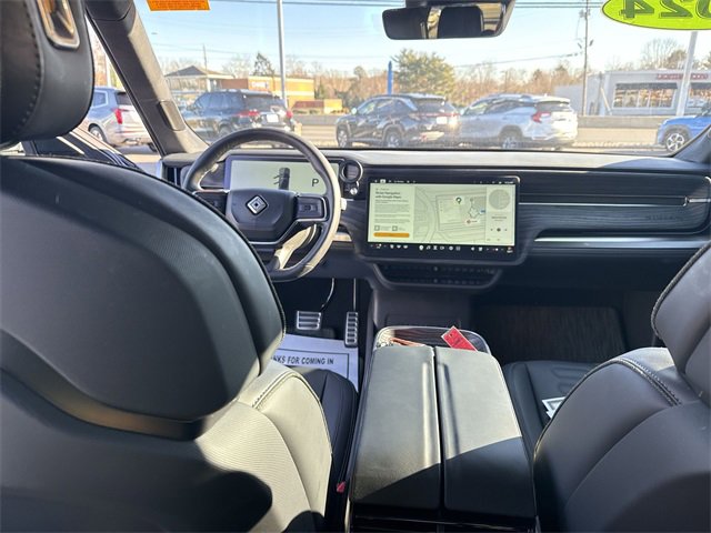 Used 2024 Rivian R1T Adventure image 20