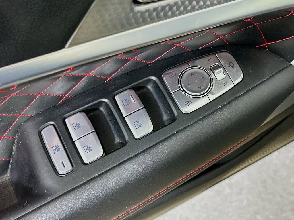 Used 2023 Genesis G70 3.3T w/ Sport Prestige Package image 20