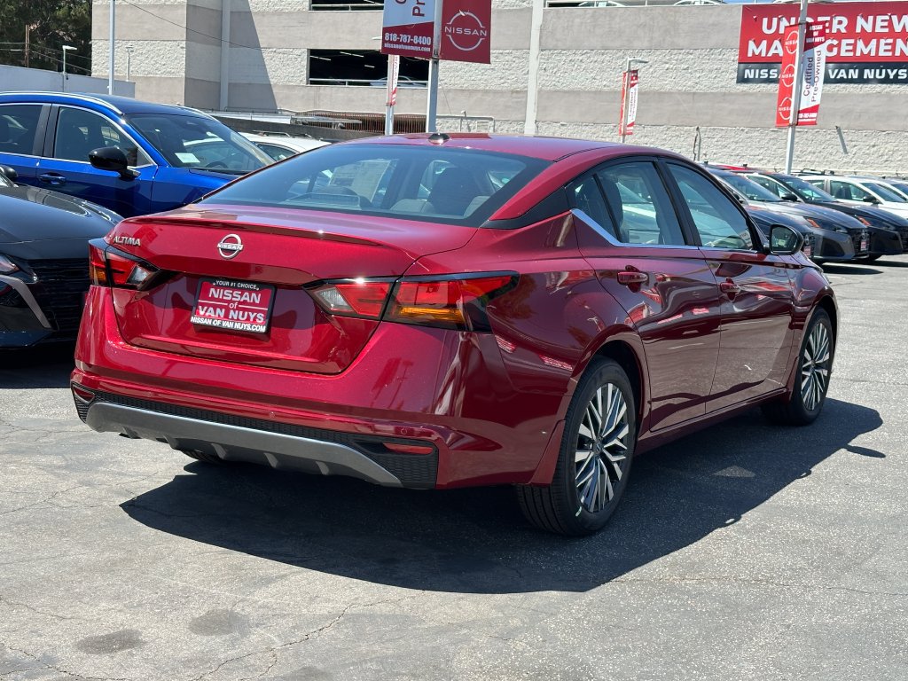 New 2026 Nissan Altima 2.5 SV FWD image 6
