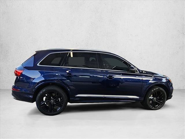 Used 2022 Audi Q7 Premium Plus image 4