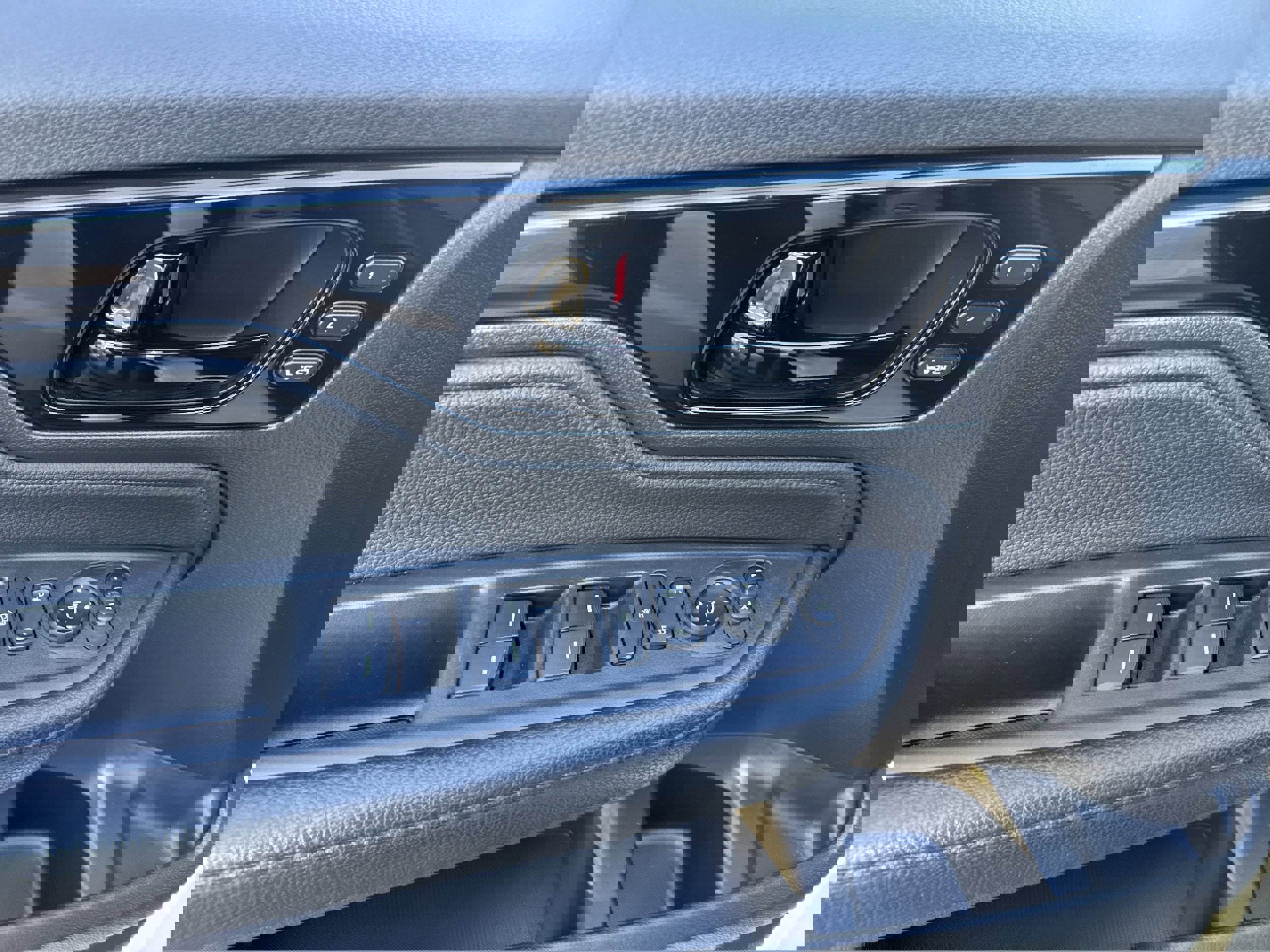 Used 2024 Honda Odyssey Touring image 9